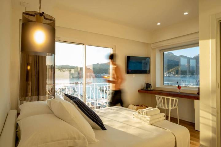 B&b per 4 persone, con balcone e panorama in Giardini-Naxos