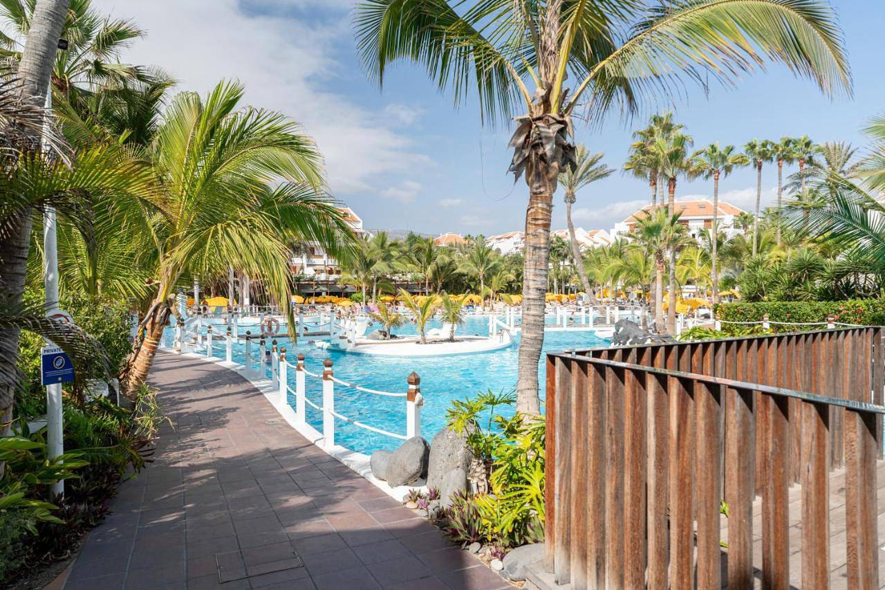 Three-Bedroom House in Playa de las Américas, Arona