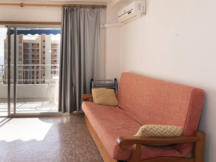 Entire studio, Beachfront studio with pool and air conditioning in Platja de Sant Antoni (Cullera), Cullera