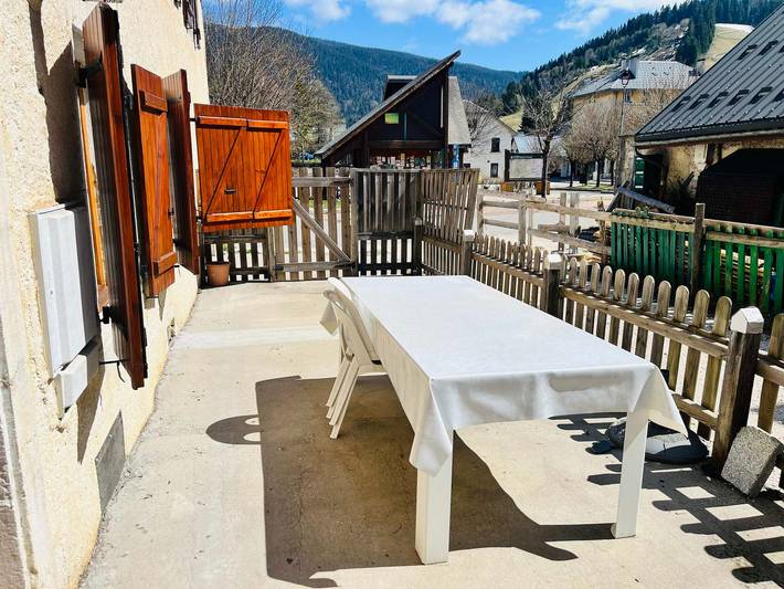 Gîte pour 8 personnes, avec terrasse dans Office De Tourisme D Autrans - 3