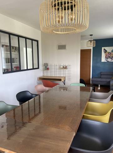 Gîte pour 10 personnes, avec terrasse et jardin à Cubjac