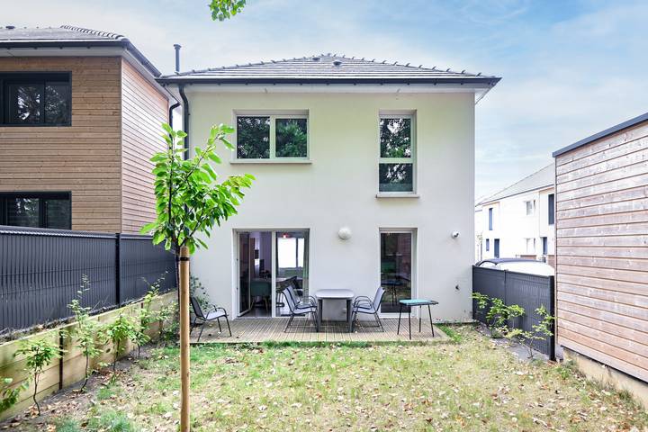 Location de vacances pour 8 personnes, avec terrasse et jardin dans Centre Equestre (Courseulles-sur-Mer) - 4