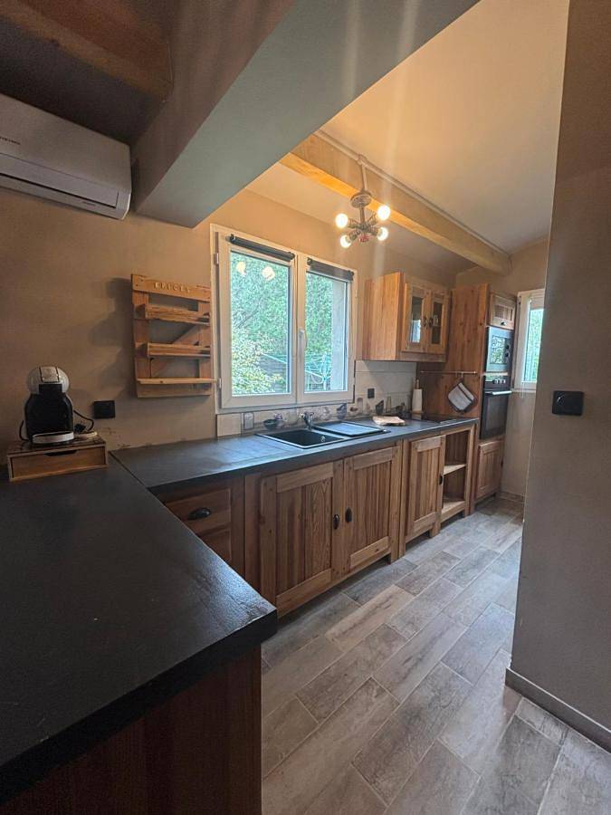 Location de vacances pour 3 personnes, avec jardin à Magalas