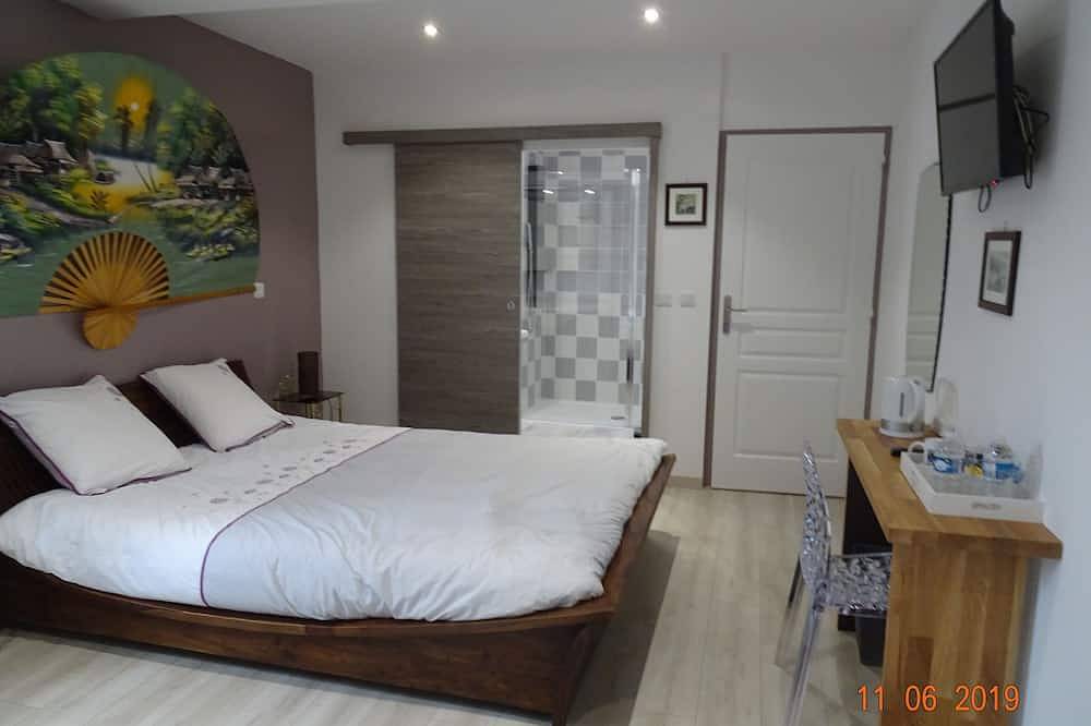 Grand gite luxueux 160 m2 , capacité 6 adultes + 3 enfants avec spa in Montillot, Arrondissement d'Avallon
