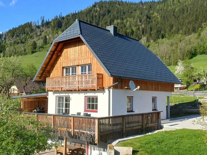 Ferienhaus für 6 Personen, mit Balkon und Terrasse sowie Garten in Großsölk