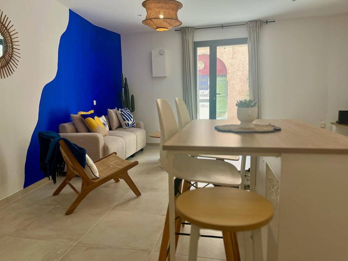 Appartement entier, "Casa Azul" Patio,Wifi, Clim in Sète, Côte méditerranéenne (France)