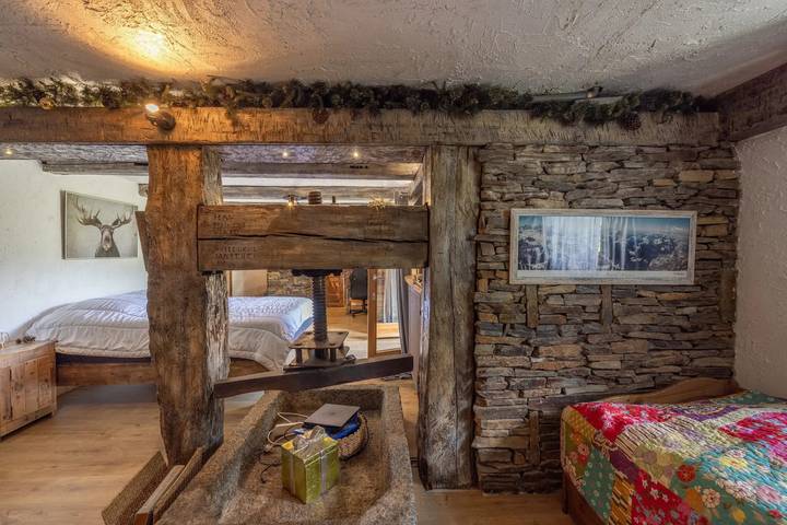 Location de vacances pour 4 personnes, avec sauna ainsi que jacuzzi et jardin, animaux acceptés à Les Contamines-Montjoie