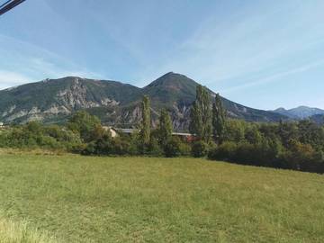 Gîte pour 3 personnes, avec balcon et vue à Veynes