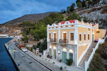 Gîte pour 2 personnes, avec balcon dans Symi
