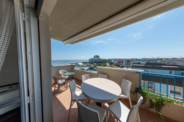 Appartamento per 6 persone, con Balcone e Terrazza nonché Panorama a Lido Adriano