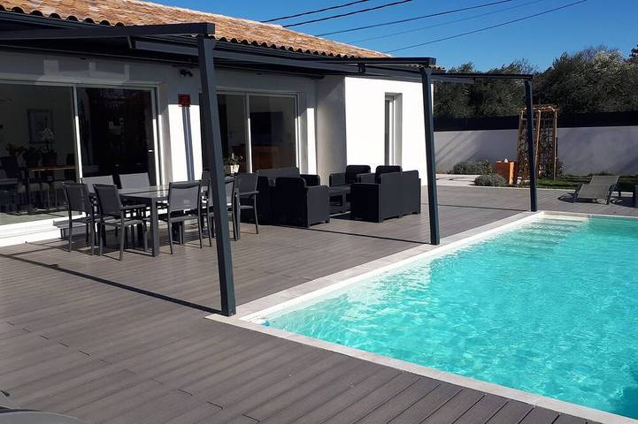Villa pour 6 personnes, avec Terrasse et Jardin