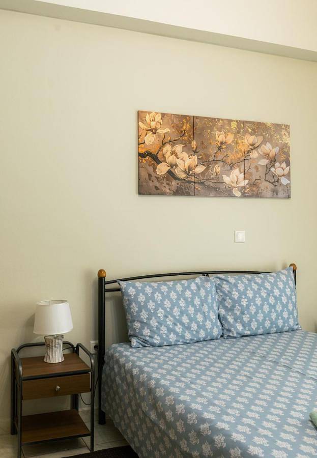 Vacation rental for 2 people, with Balcony and Terrace as well as View in Sparta Municipality