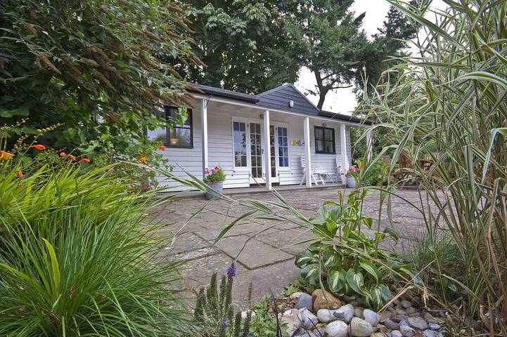 Cottage für 2 Personen, mit Terrasse und Garten - 1