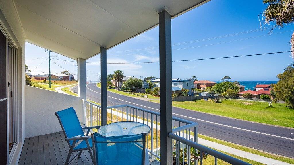 Ganze Wohnung, Unit 2, 43 Noble Parade, Dalmeny in Dalmeny, New South Wales