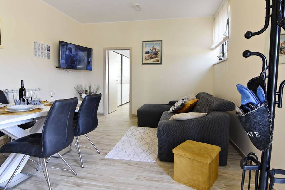 Apartamento entero, Apartamento Enea 2 by Interhome in Umag, Region de Umag