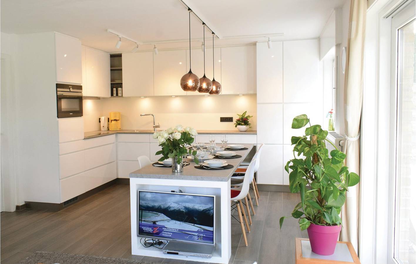 Geheel vakantieappartement, Vakantieappartement voor 5 personen met terras in Oostduinkerke-Bad, Koksijde