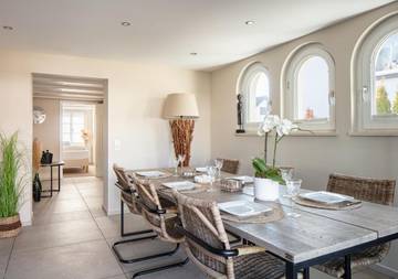 Ferienwohnung für 6 Personen, mit Sauna und Garten sowie Ausblick in Allensbach