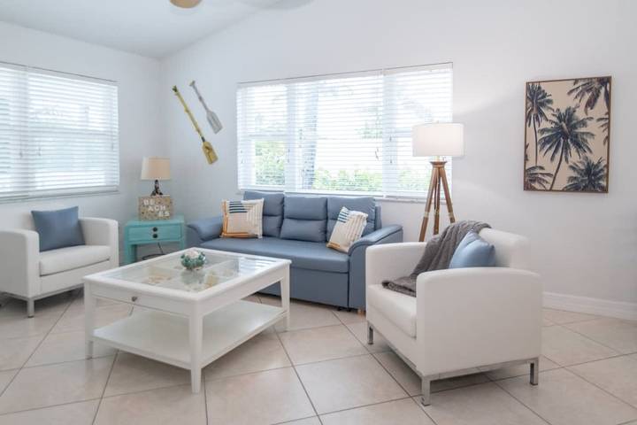 Vacation rental for 8 people, with terrace and yard, with pets in St. Lucie County