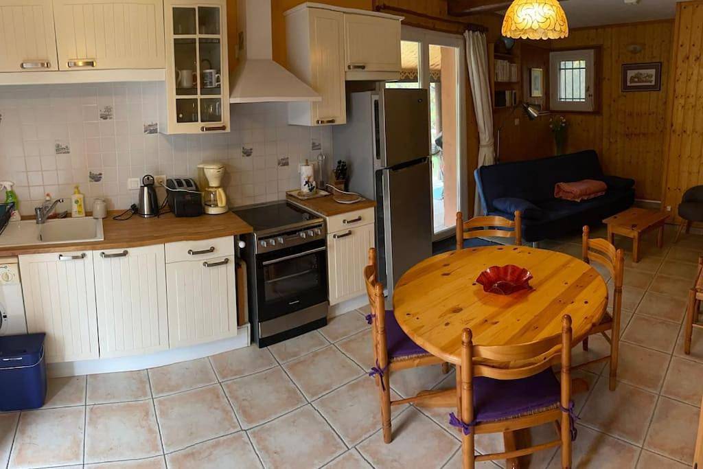 Two-Bedroom House in Labastide-d'Armagnac, Landes