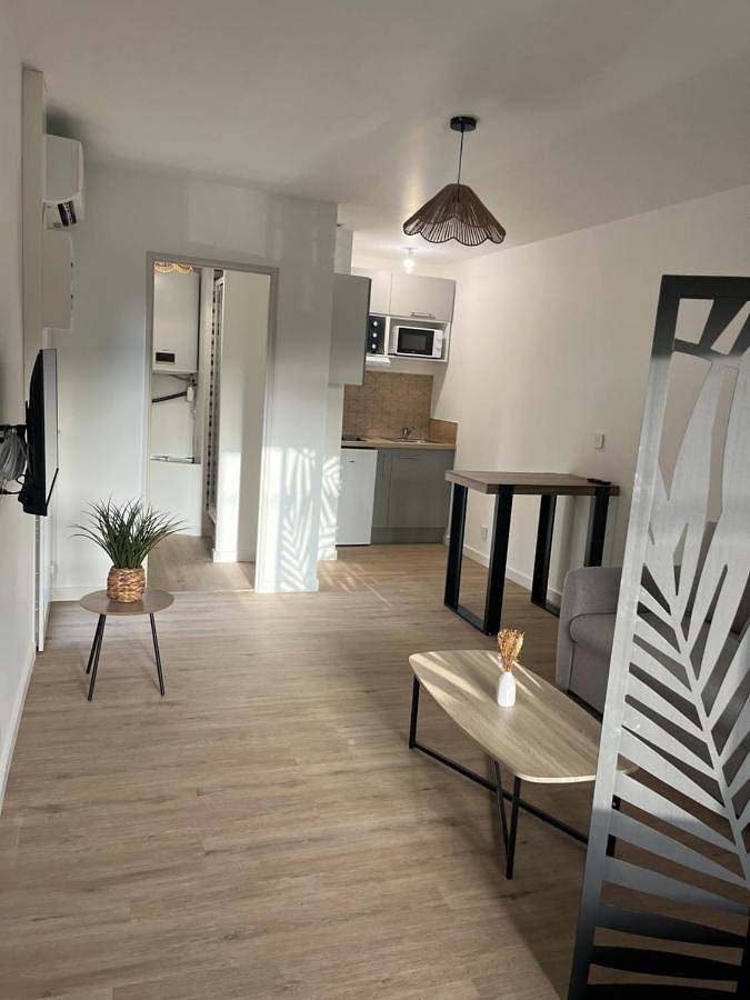 Appartement entier, Charmant studio refait à neuf in Villeneuve-la-Comptal, Région de Carcassonne