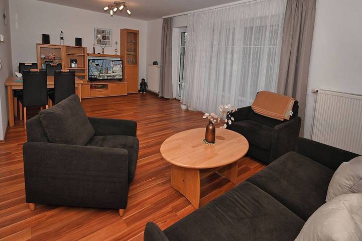 Ganze Wohnung, Haus Schäfer Wohnung 1 in ruhiger Lage in Büsum, Kreis Dithmarschen