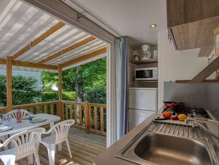 Mobil home pour 4 personnes, avec terrasse et piscine à Groléjac - 3