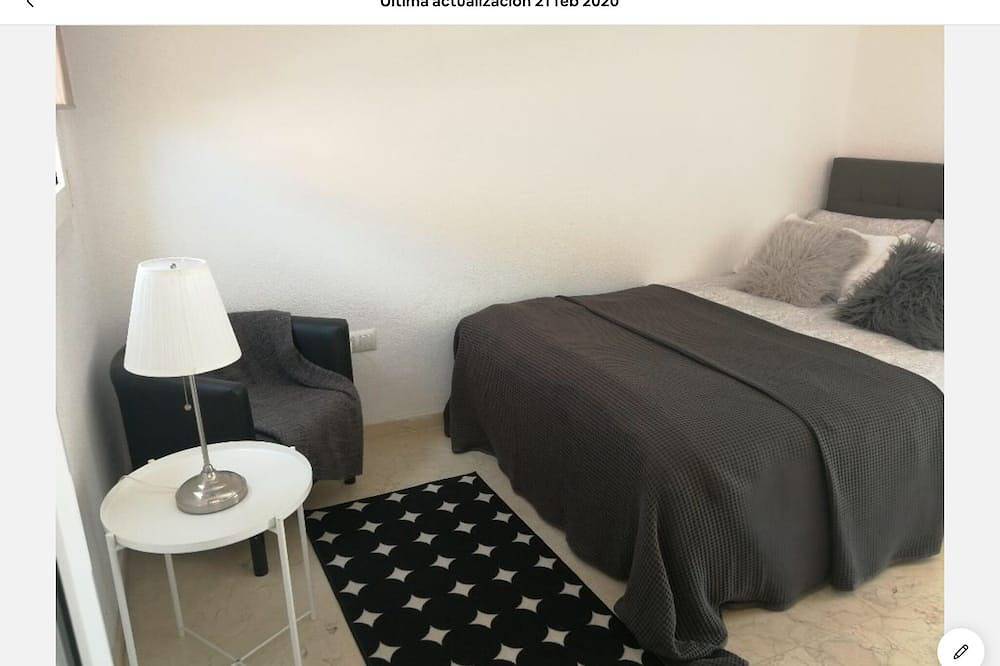 Apartamento entero, Duplex luminoso in La Línea de la Concepción, Costa de la Luz
