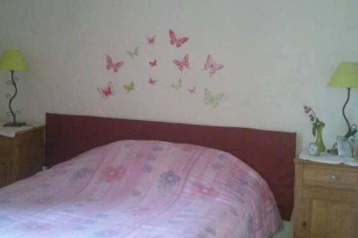 Location de vacances pour 6 personnes, avec jardin ainsi que terrasse et jacuzzi à Tursac - 2