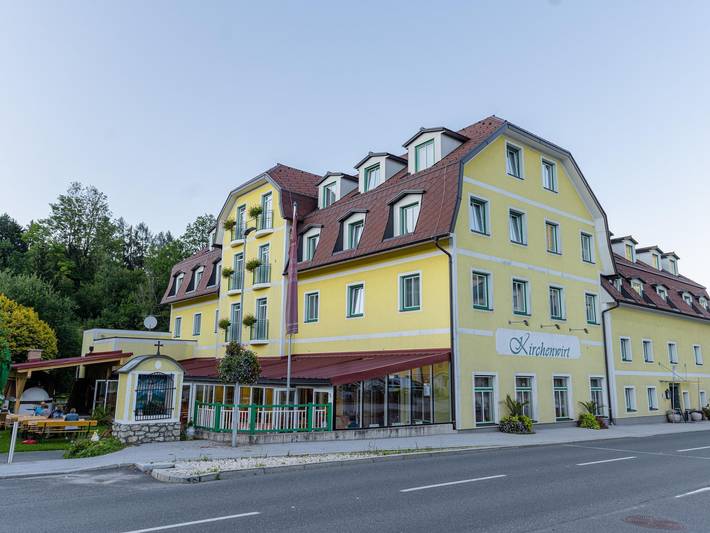 Kirchenwirt Aigen - Einzelzimmer mit Dusche, Wc, Standard in Rottenmanner und Wölzer Tauern, Aigen im Ennstal