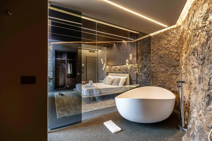 Bed and breakfast per 3 persone, con idromassaggio - 1