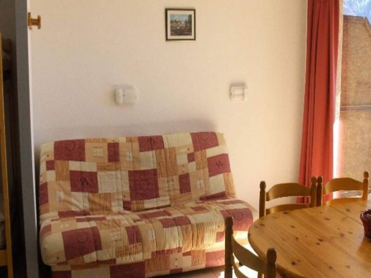 Ganze Wohnung, Wohnung in Réallon nahe Bergpisten in Réallon, Nationalpark Écrins