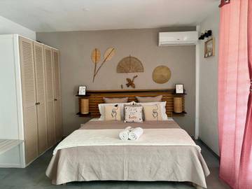 Gîte pour 3 personnes, avec vue et balcon dans Plage de Folle Anse