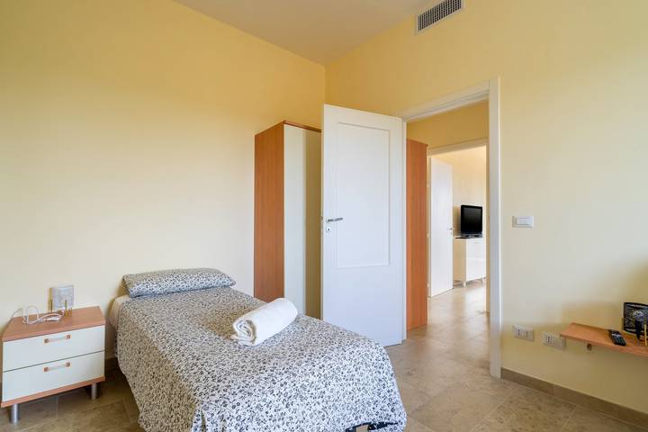 Villa 'Mary Rose' avec terrasse privée, jardin privé et climatisation in Tricase, Province de Lecce