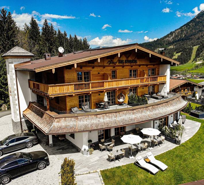 Hotel für 3 Personen, mit Balkon/Terrasse und Balkon sowie Terrasse und Garten in Achenkirch