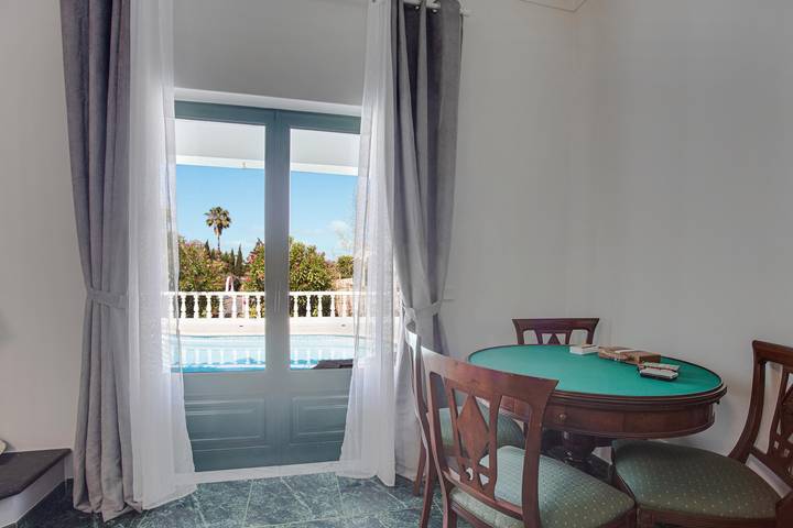 Vacation Home “Casa Sofia” with Pool, Wi-Fi, Terrace & Garden in Lagoa (City), Faro District