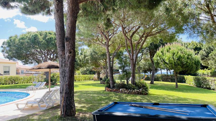 Apartamento inteiro, Bicos 303 | Piscina Partilhada | 6 Pax | Albufeira in Praia da Oura, Albufeira e Olhos de Água