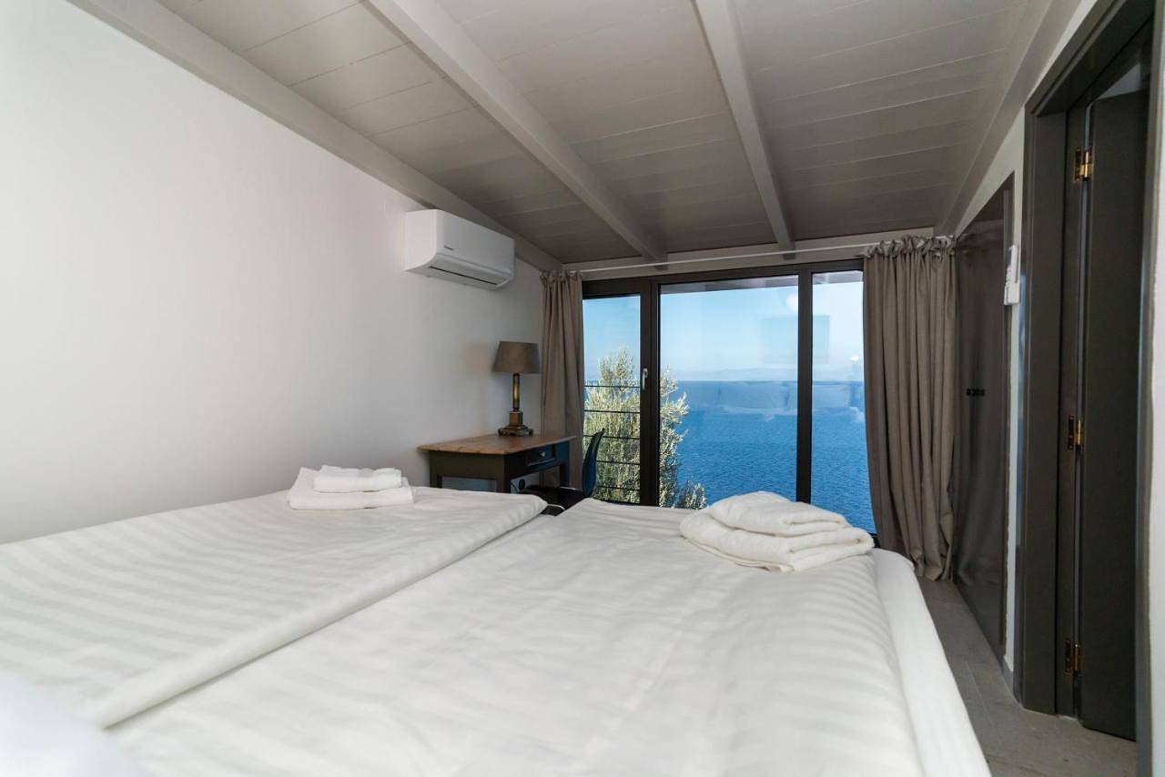 Leonidionhouses - The Lykoskufi Villas in Pera Melana, Kinuria