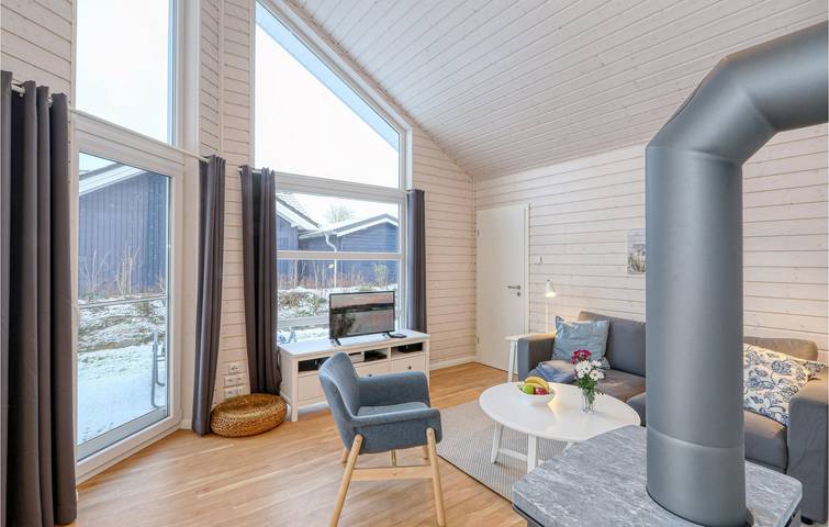 Gemütliches 1BR Apartment mit Parkplatz, Terrasse & Strand in der Nähe in Krems II, Kreis Segeberg
