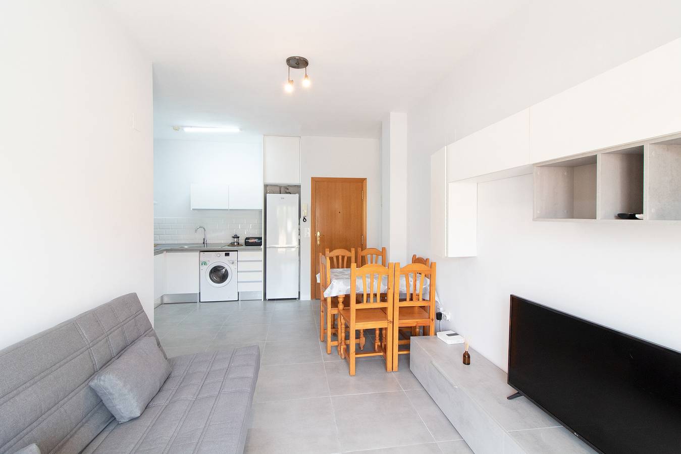Apartamento entero, Global Properties: Apartamento con gran terraza en la playa de Canet in Canet de Berenguer, Costa de Valencia