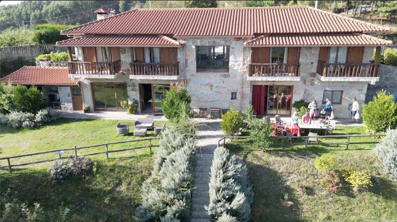 Retiro de Basto in Ribas, Distrito de Braga