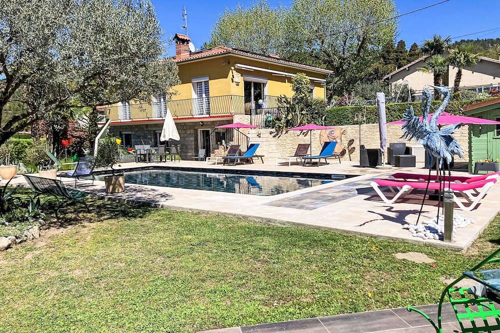\"Villa romaga mit Wallbox in Vernet-les-Bains, Parc naturel régional des Pyrénées catalanes