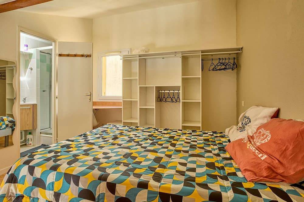 Apartamento entero, Encantador T2 en Barbotan con Terraza y Jardín in Cazaubon, Gers