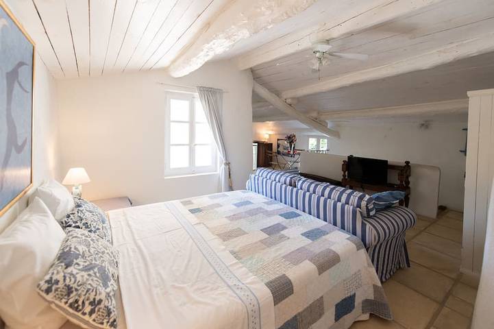 Gîte pour 2 personnes, avec piscine et jardin à Valaurie - 4