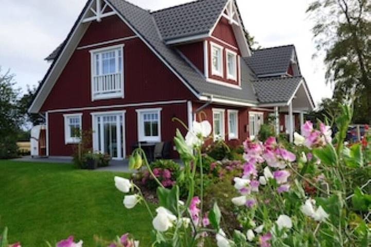 Ferienhaus für 14 Personen, mit Garten und Terrasse - 1