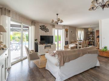 Holiday Home for 4 People in Mimizan, Nouvelle-Aquitaine, Photo 1