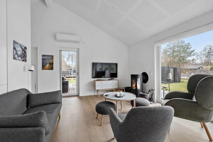 Ferienhaus für 6 Personen, mit Sauna und Whirlpool sowie Terrasse auf Møn - 4