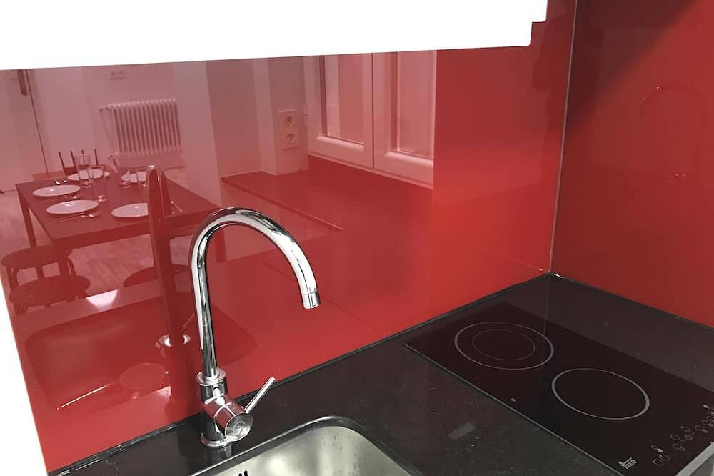 Entire apartment, Smart Tech Plaza Apartment in Centro (Salamanca), Salamanca