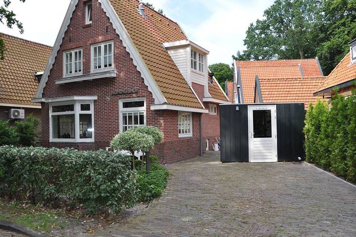 Ferienhaus für 5 Personen, mit Terrasse und Garten in Bergen (Nordholland)