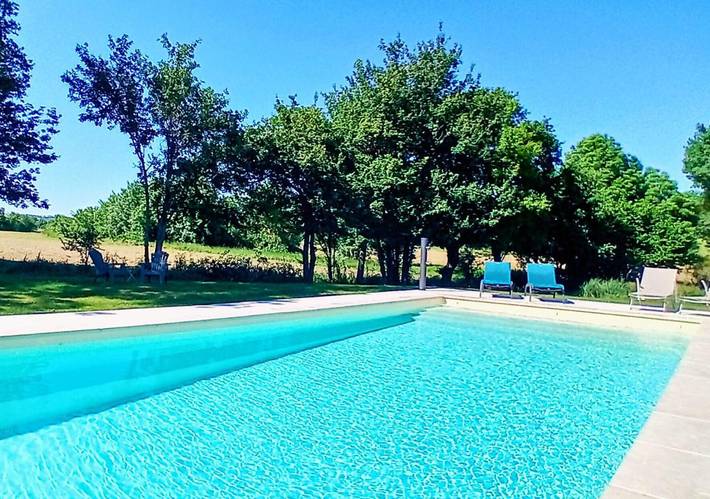 Chambre d’hôte pour 2 personnes, avec piscine et terrasse ainsi que jardin et vue à Lempaut - 4