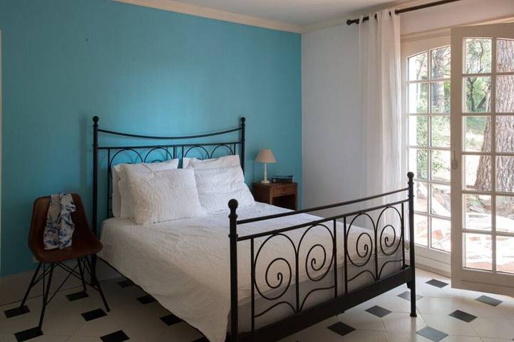 Location de vacances pour 6 personnes, avec jardin et terrasse, animaux acceptés à Roquebrun - 2